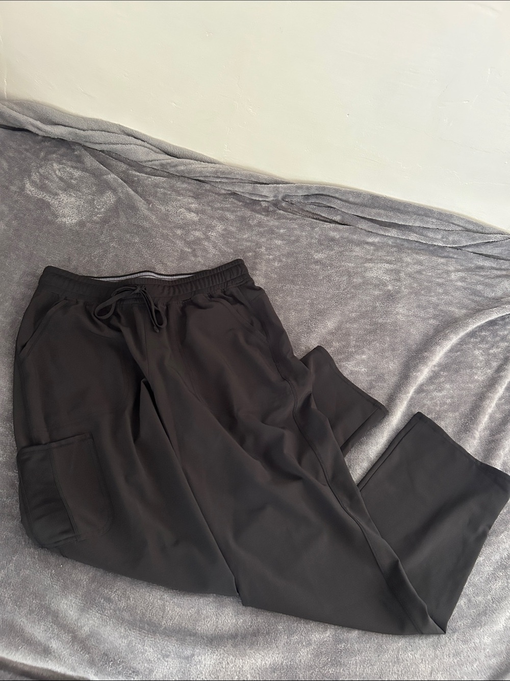Women’s black scrub pants